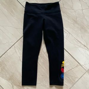 Lululemon Soul Cycle Capri Leggings Size 2 Skull Heart